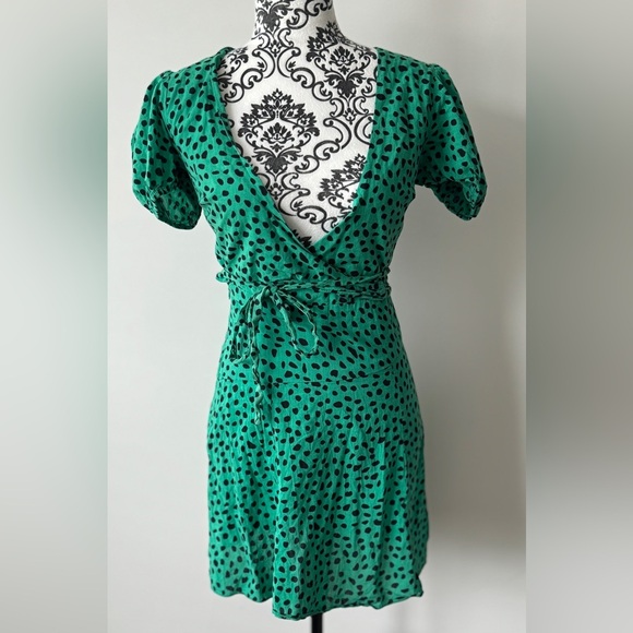 Urban Outfitters Wrap Puff Sleeve Mini Dress Green Black Spotted S - Picture 1 of 7